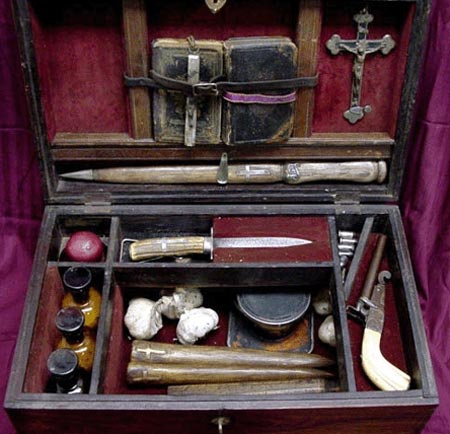 vampire_kit.jpg vampire_kit.jpg